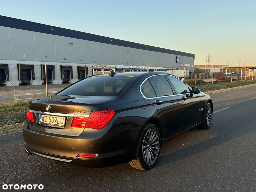 BMW Seria 7 - 2