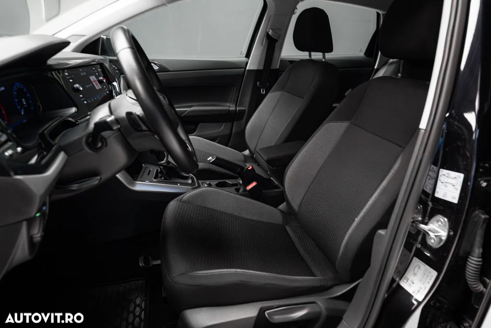 Volkswagen Polo 1.0 TSI DSG Life - 29