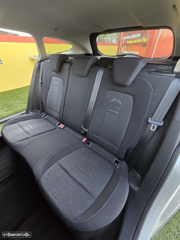 Ford Focus SW 1.5 TDCi EcoBlue Active - 18