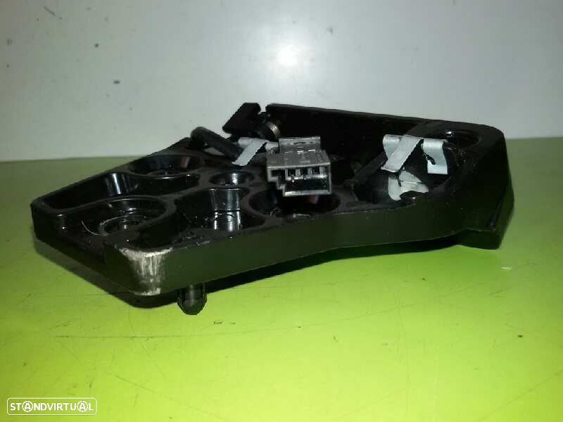 FECHADURA MALA / PORTA TRASEIRA RENAULT MEGANE II COUPÉ-CABRIOLET 2005 -82002206... - 2