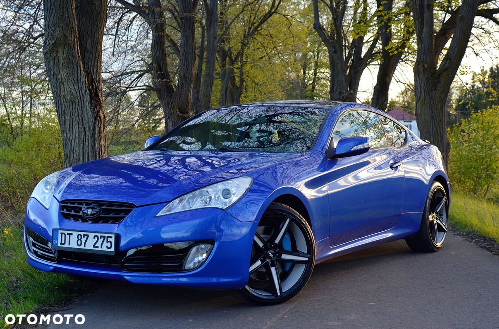 Hyundai Genesis Coupe - 1