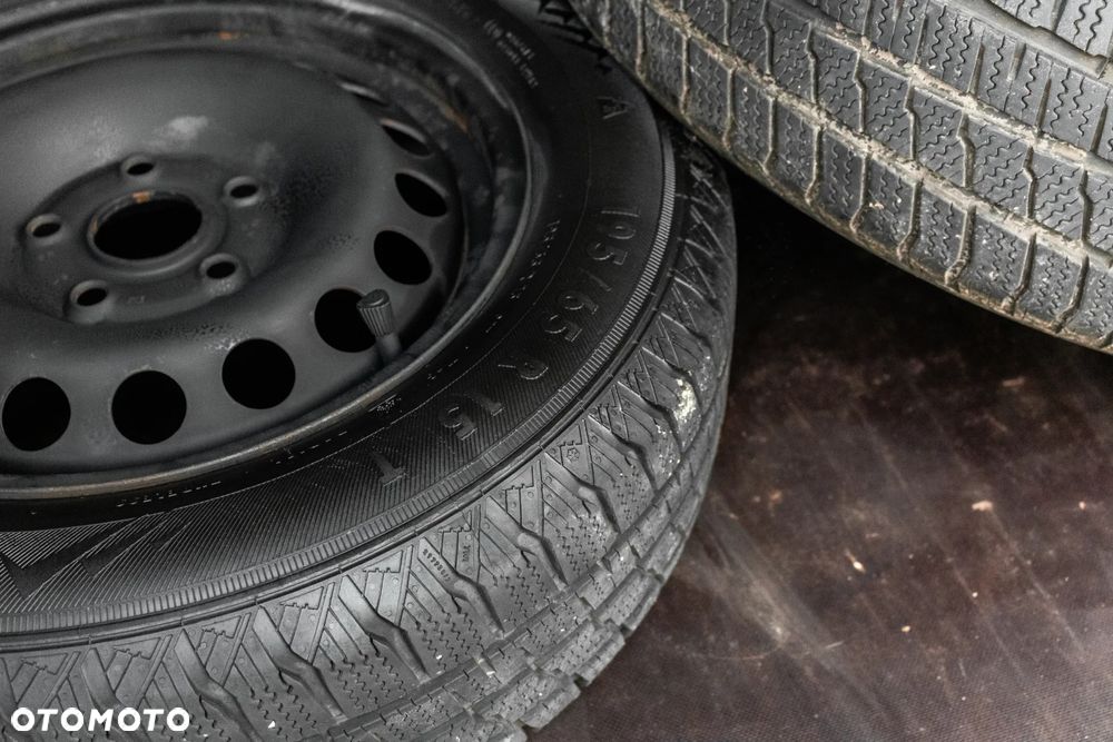 Volkswagen Caddy - 18