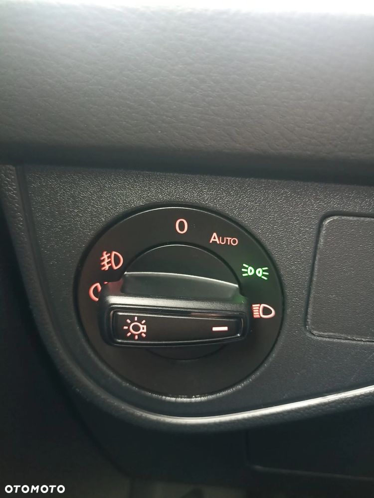 Volkswagen Polo - 32