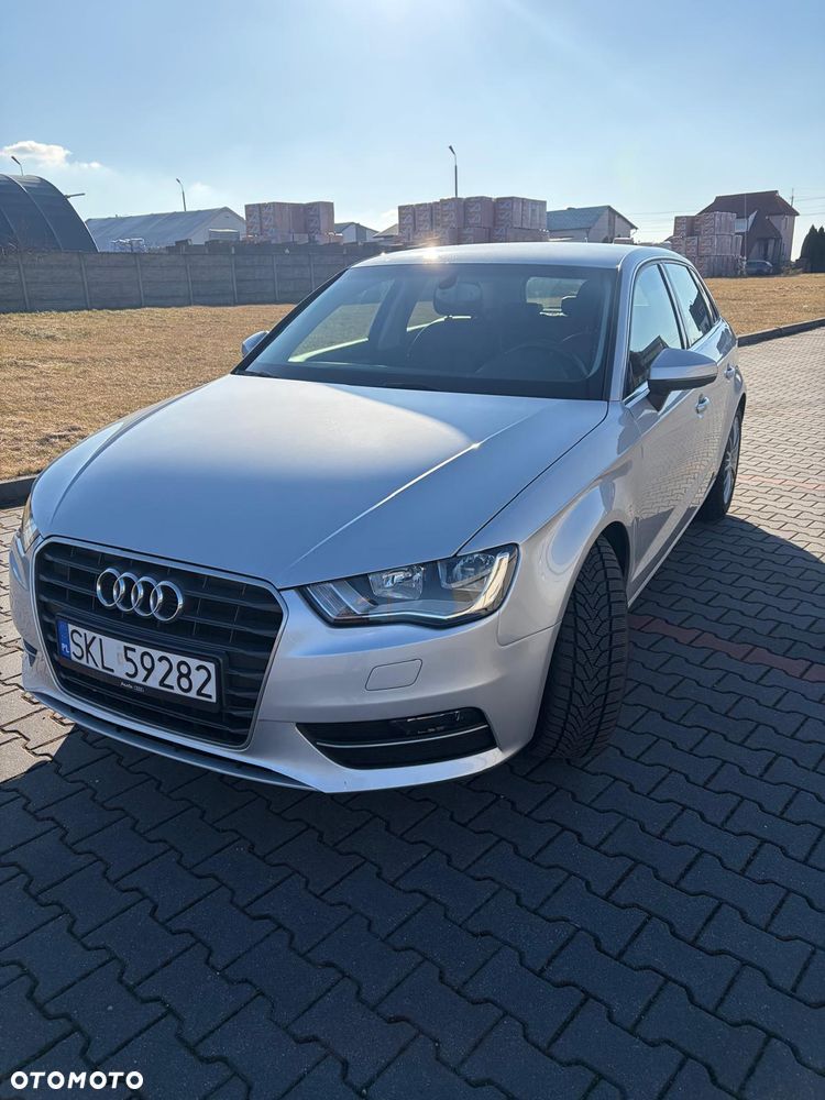 Audi A3 Sportback 1.4 TFSI Ambiente - 4