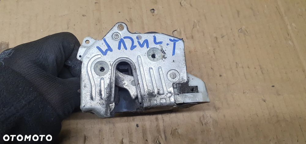 Zamek drzwi lewy tył tylny lewy Mercedes W124 - 2