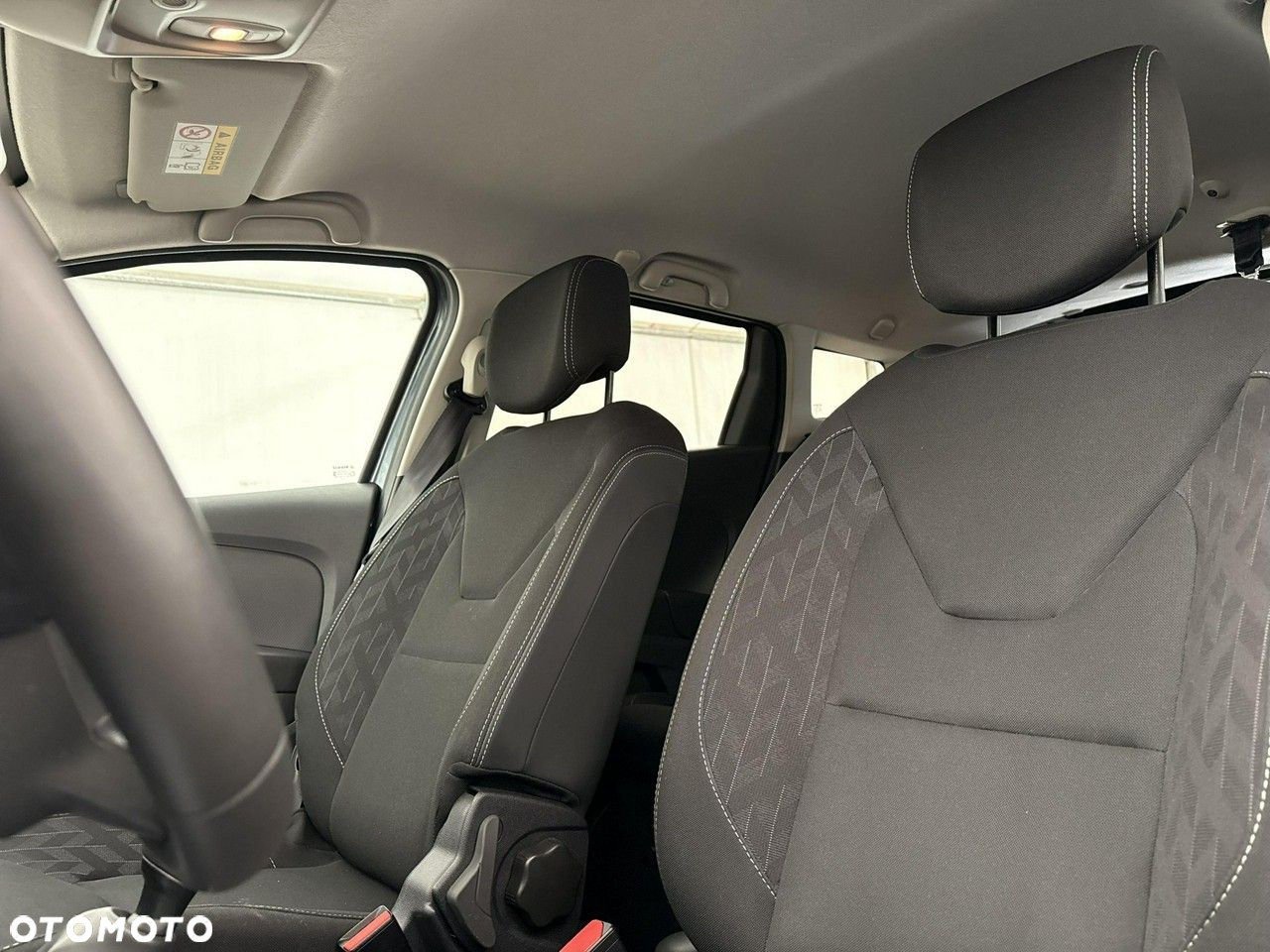 Renault Clio - 11