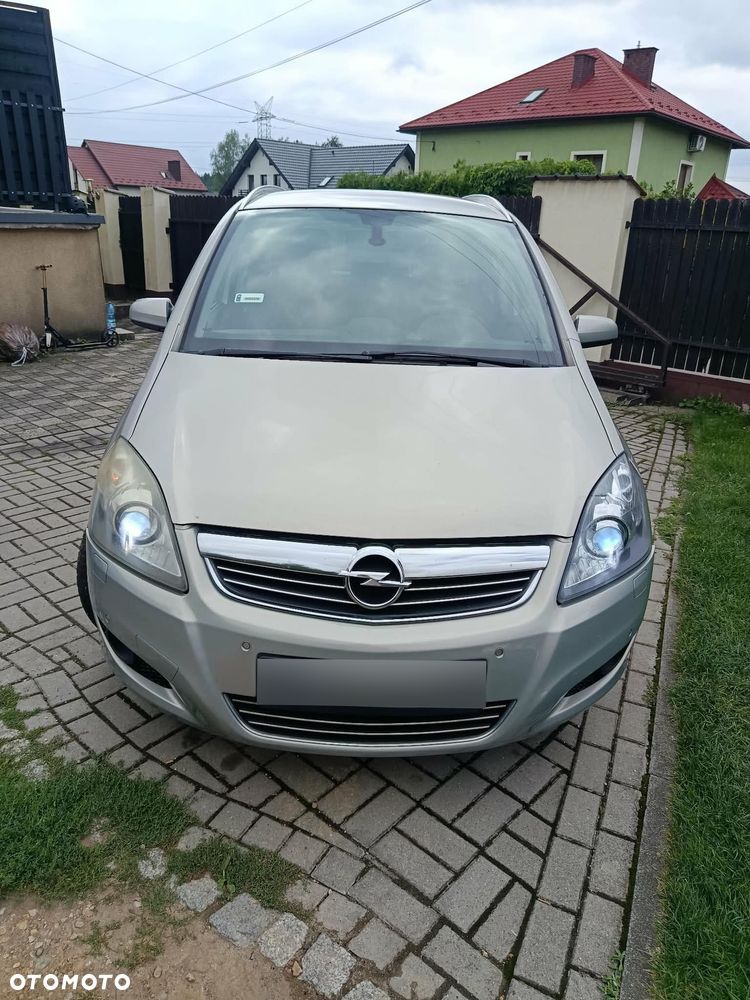 Opel Zafira 1.8 Cosmo - 3