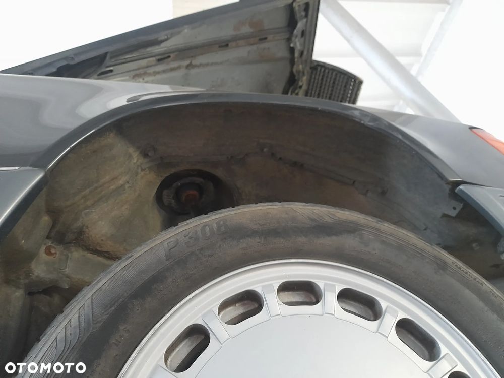 Mercedes-Benz W124 (1984-1993) - 40