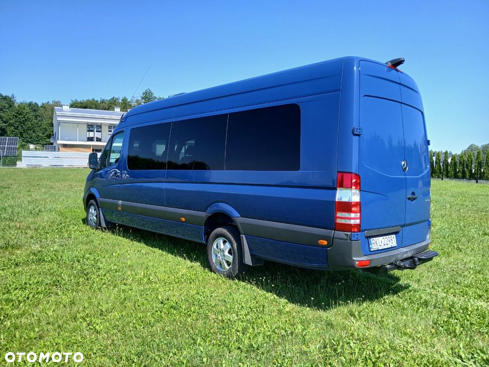 Mercedes-Benz Sprinter - 6