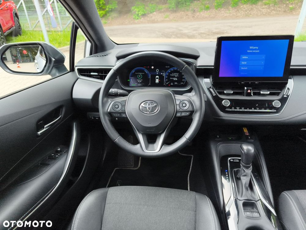 Toyota Corolla - 12