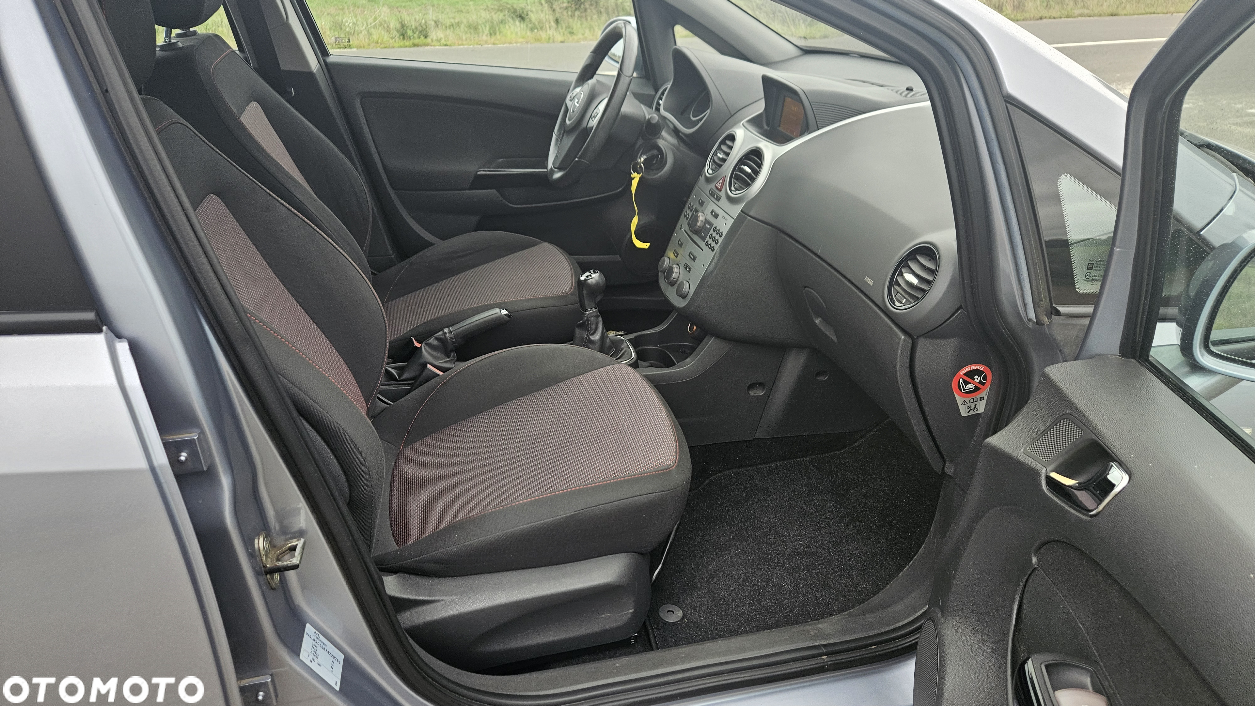 Opel Corsa 1.2 16V Cool - 23