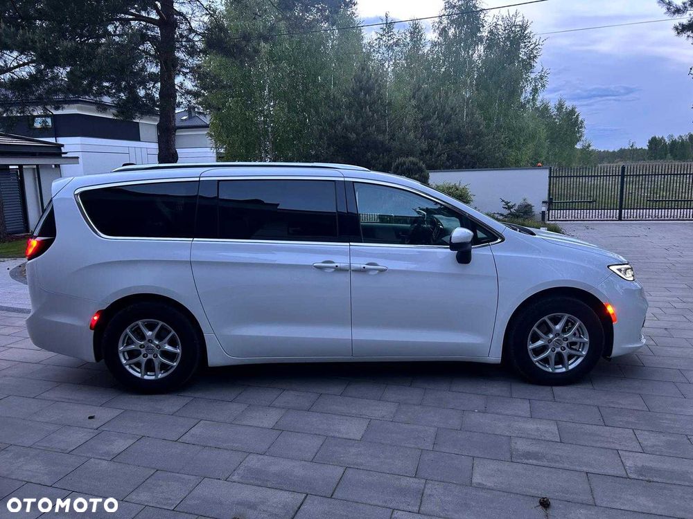 Chrysler Pacifica 2023 photo 4