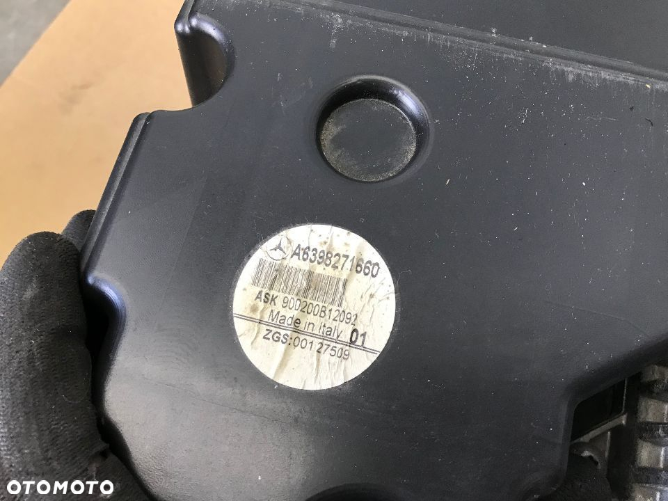 Radio Mercedes Vito W639 wzmacniacz subwoofer głosniki tuner wzmacniacz zmieniarka kmpl. A6398271660 - 11