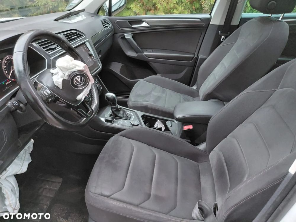 Volkswagen Tiguan - 17
