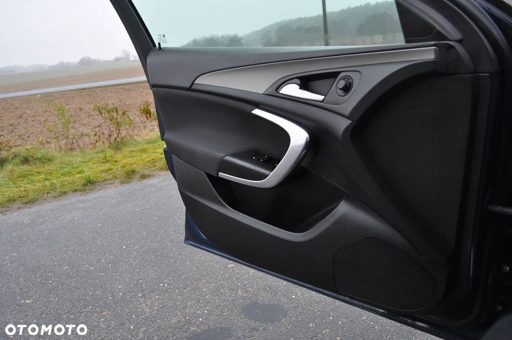 Opel Insignia - 27