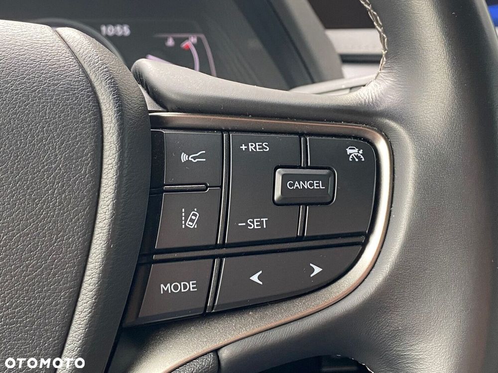 Lexus UX 250h GPF F Impression 2WD - 27