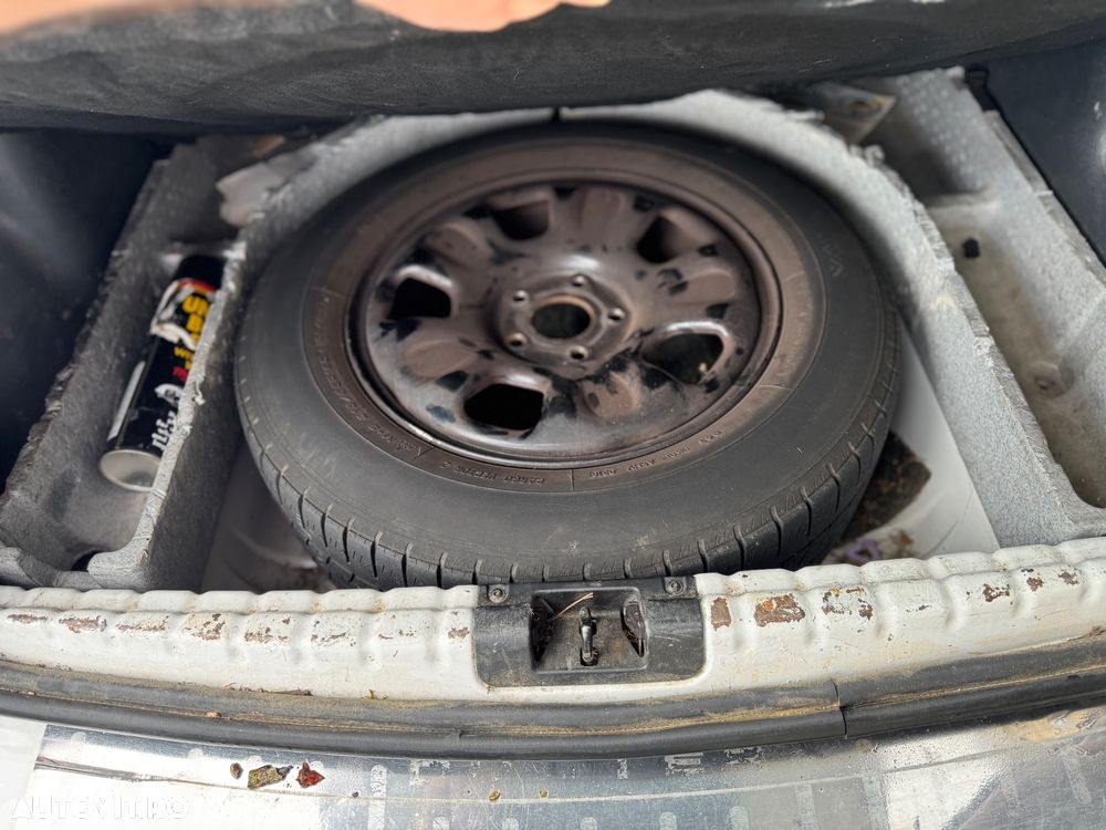 Dezmembrez Dacia Duster 1.5 dCi Euro 5 4x4 110CP 2013 - 11