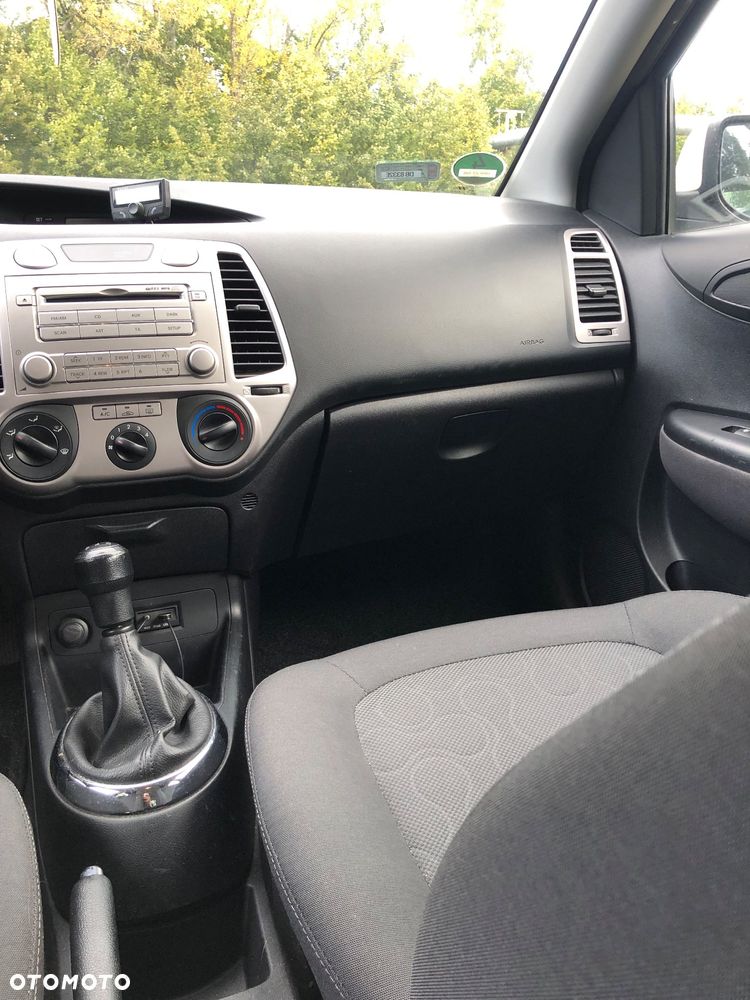 Hyundai i20 1.2 Comfort - 13