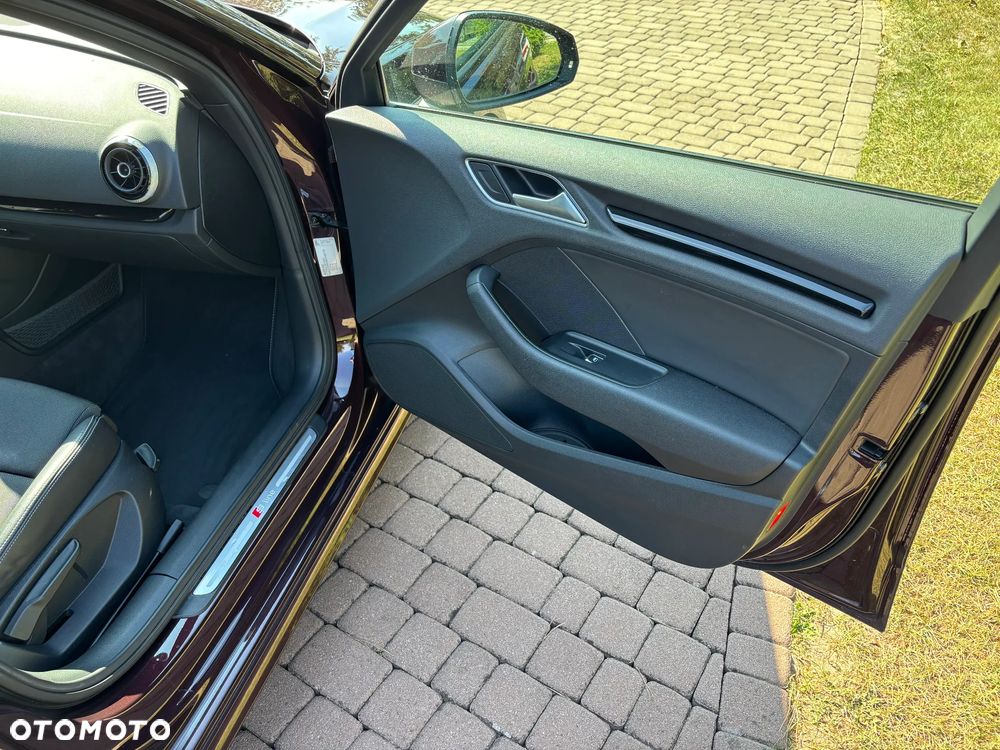 Audi A3 Sportback 2.0 TDI S line Sportpaket - 21