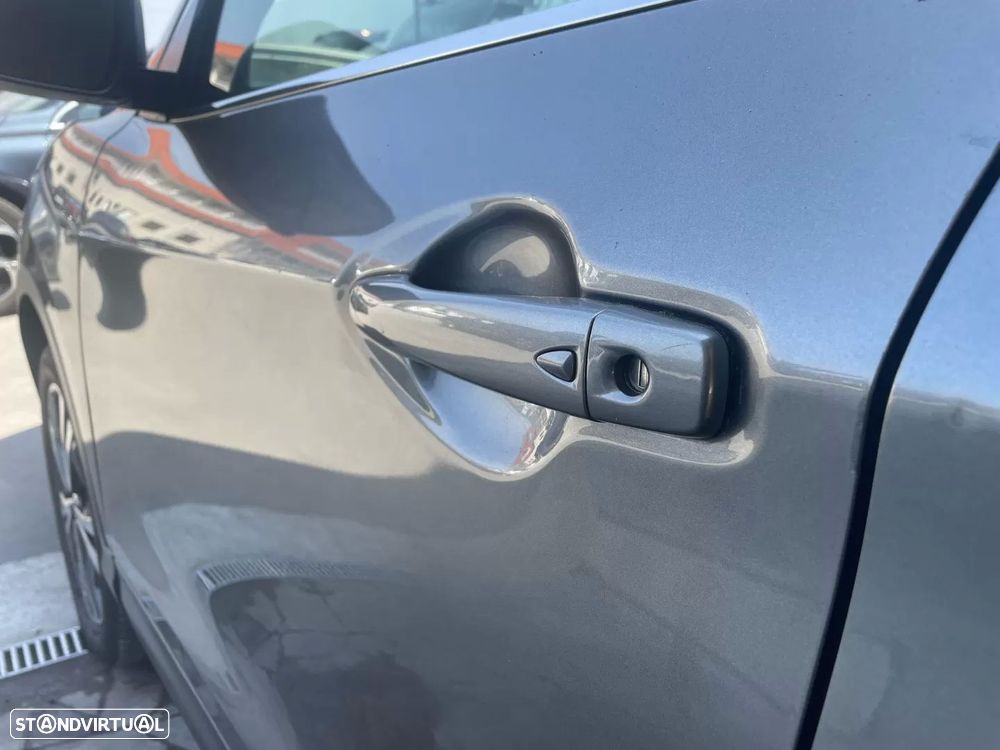 Nissan Qashqai 1.2 DIG-T N-Connecta - 37