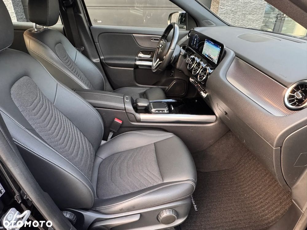 Mercedes-Benz GLA 220 d Progressive - 20
