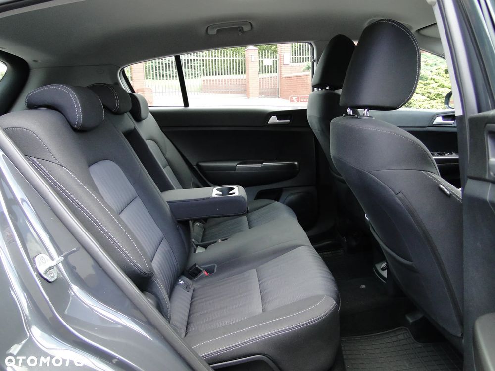 Kia Sportage 1.6 GDI L 2WD - 28