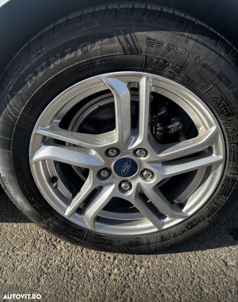 Ford Focus 1.0 EcoBoost Titanium - 11