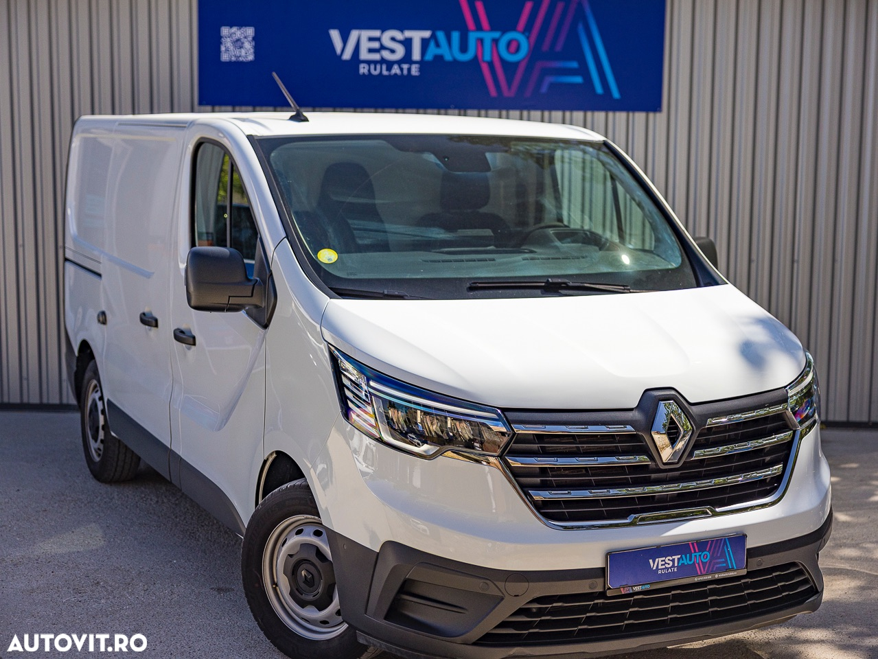 Renault Trafic 2.0 Blue dCi 130 Furgon Cabina Dubla L2H1 - 7