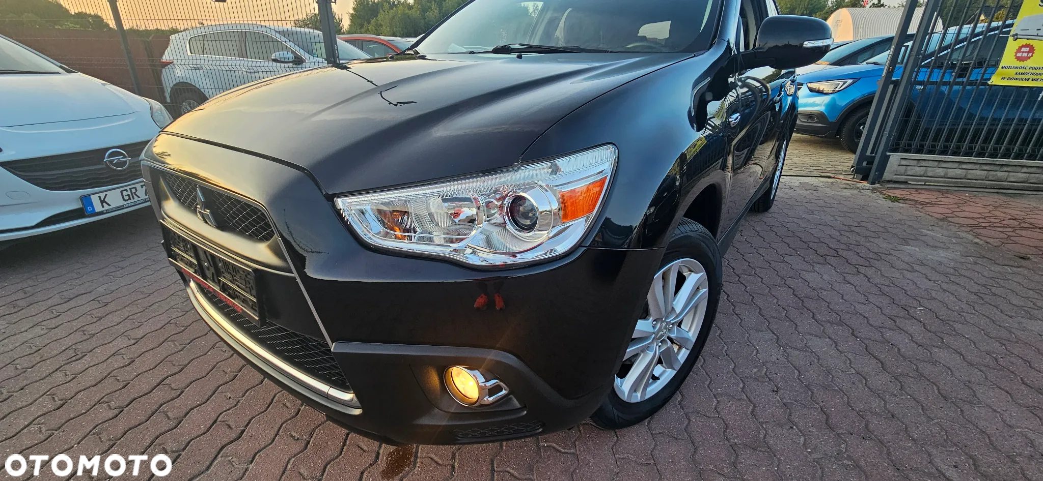 Mitsubishi ASX 1.6 2WD Diamant Edition - 2