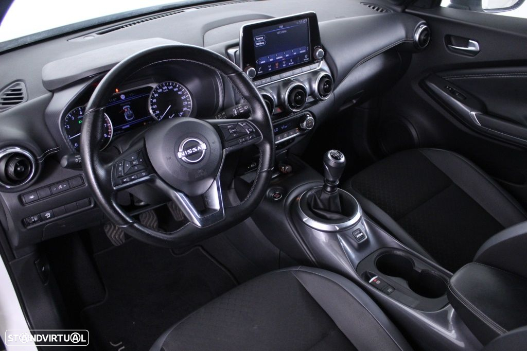 Nissan Juke 1.0 DIG-T N-Connecta - 30