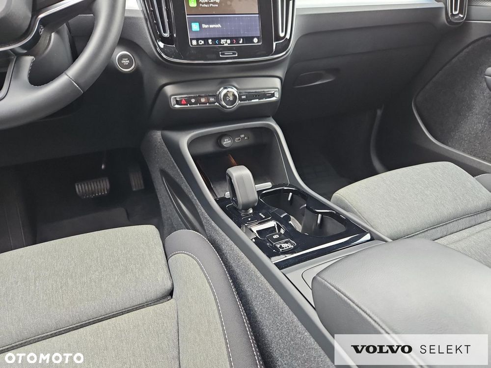 Volvo XC 40 - 22
