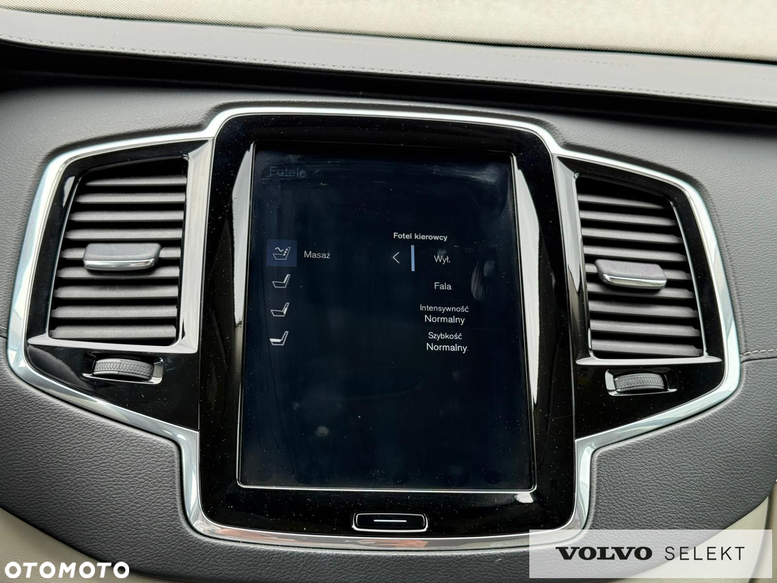 Volvo XC 90 - 31