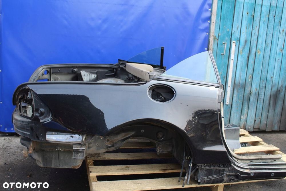 Ćwiartka błotnik tył tylny prawy Mercedes SL R230 W230 SL500 SL350 kol 197 - 2