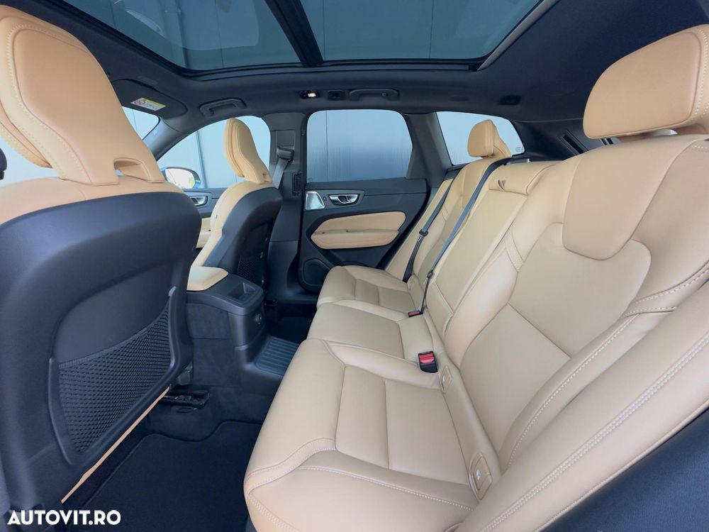 Volvo XC 60 Recharge T8 Twin Engine eAWD Inscription - 15