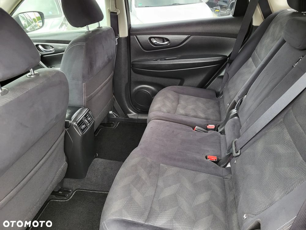Nissan X-Trail 1.6 DIG-T N-Connecta - 23