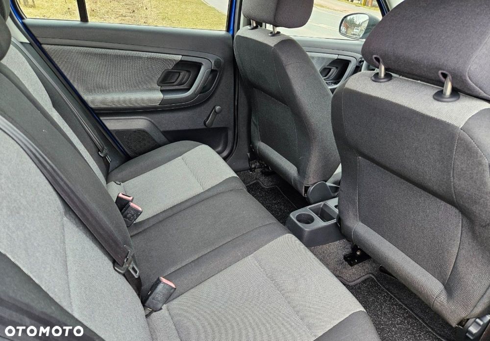 Skoda Fabia - 11