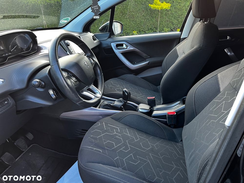 Peugeot 2008 - 10