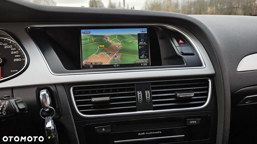 Audi A4 Avant 2.0 TDI DPF clean diesel S line Sportpaket - 29