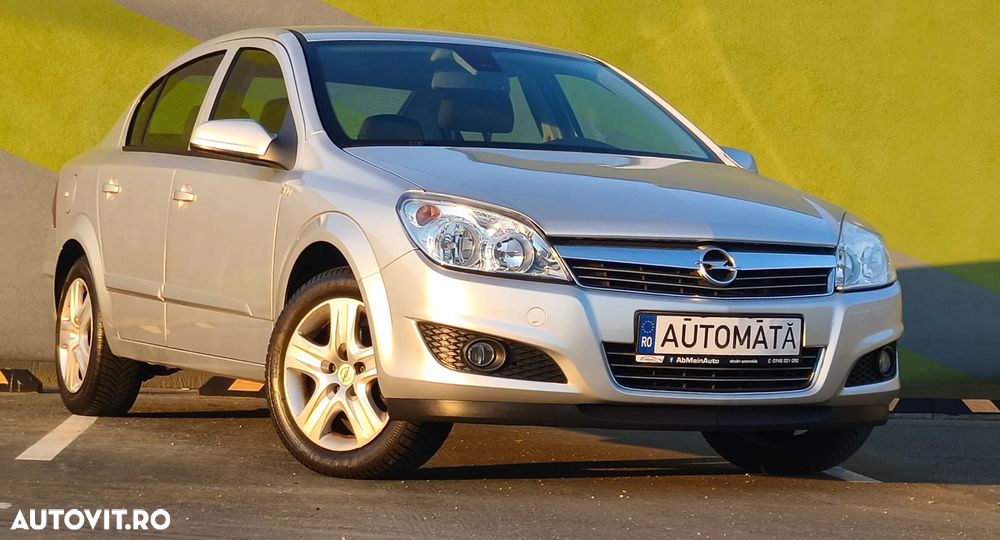 Opel Astra 1.6 Automatik Cosmo - 1