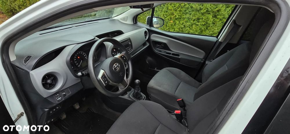 Toyota Yaris 1.0 Life - 6