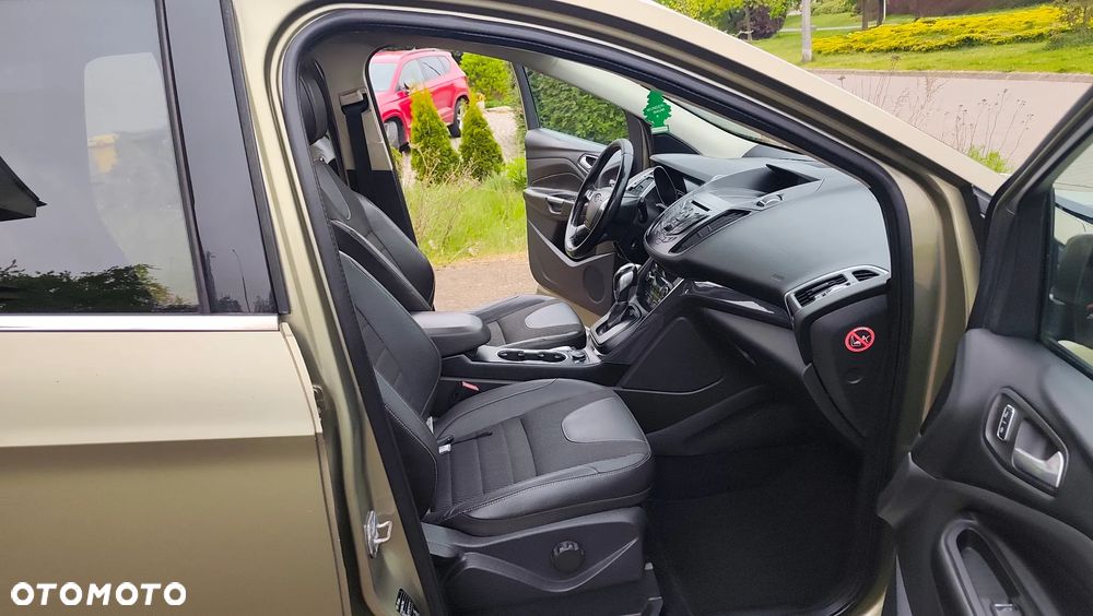 Ford Kuga 2.0 TDCi 4WD Titanium Plus - 15