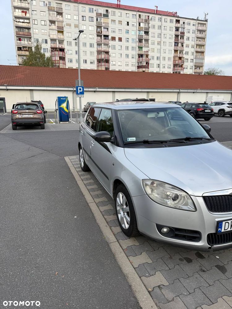 Skoda Fabia 2007 photo 3
