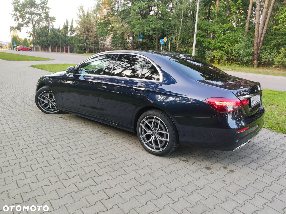 Mercedes-Benz Klasa E 220 d 4-Matic AMG/Avantgarde - 2