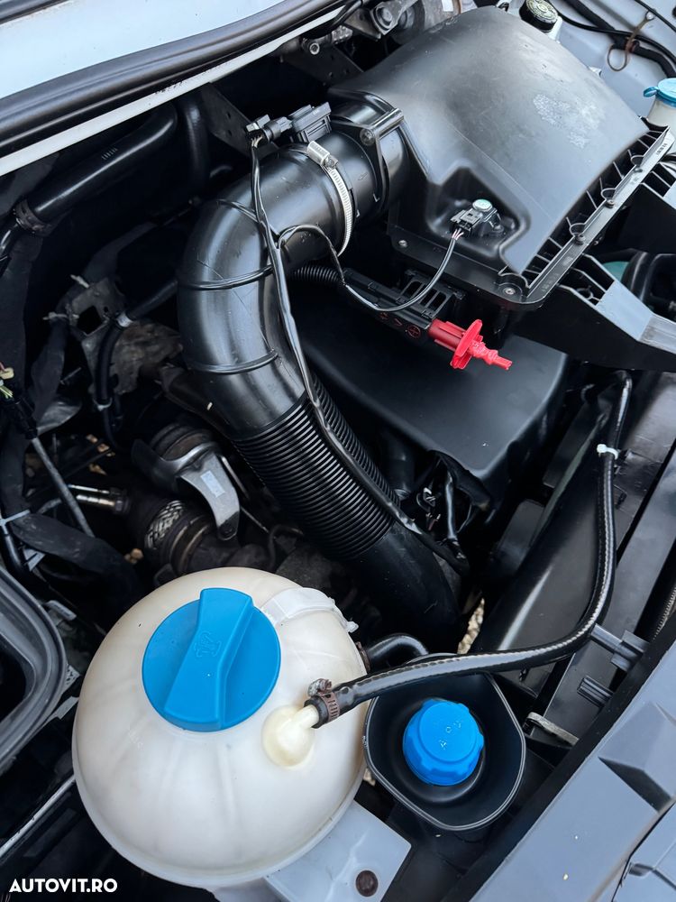 Mercedes-Benz Sprinter 316 Bluetec 9 Locuri - 24