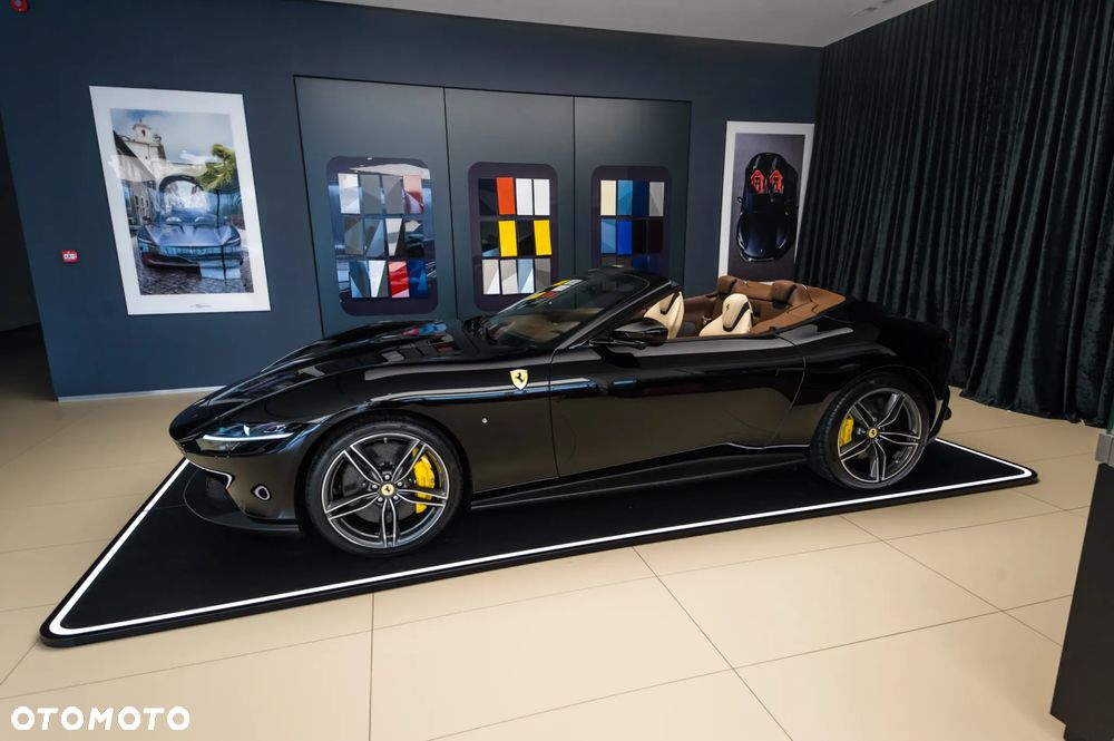 Ferrari Roma Spider - 4