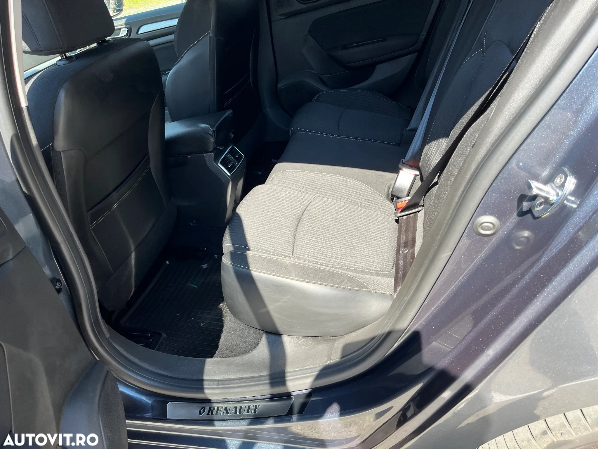 Renault Megane - 8