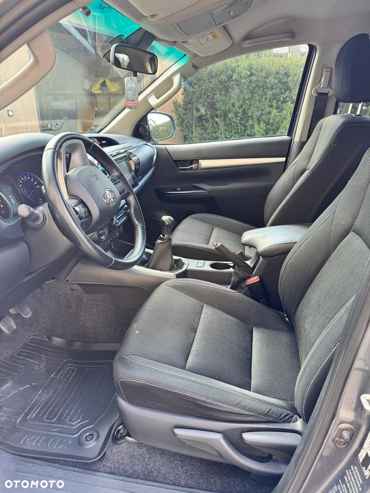 Toyota Hilux 2.4 D-4D Double Cab SR5 4x4 - 9