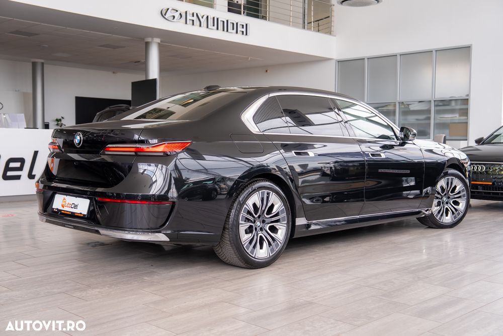 BMW Seria 7 - 13