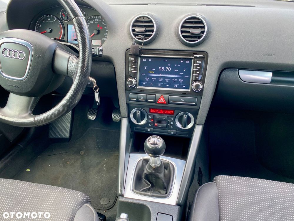 Audi A3 Sportback - 8
