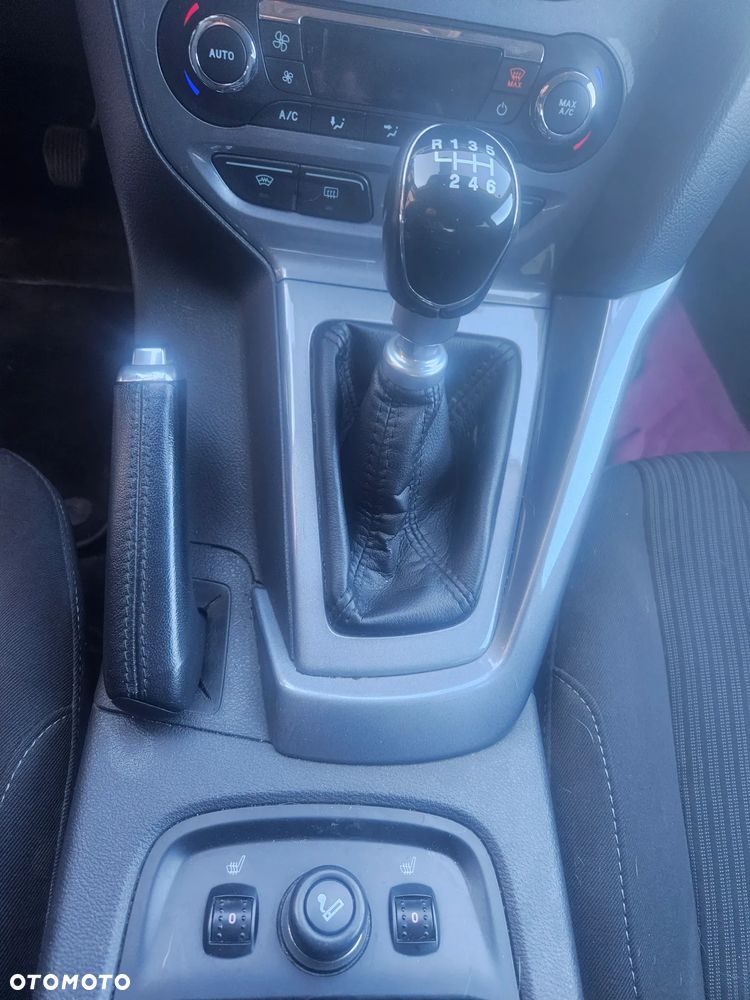 Ford Focus 1.6 EcoBoost Start-Stopp-System Titanium - 18